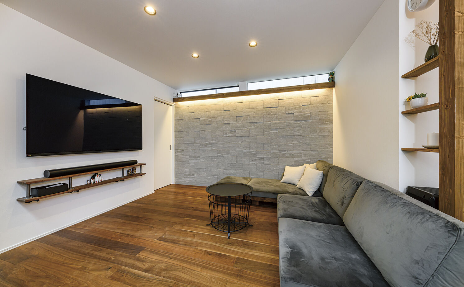 アールギャラリー(アールプランナー) 【3000万円台/40坪/4LDK/間取り図】ガレージと中庭のある暮らし。コートハウスで、おうち時間を満喫の建築実例画像8