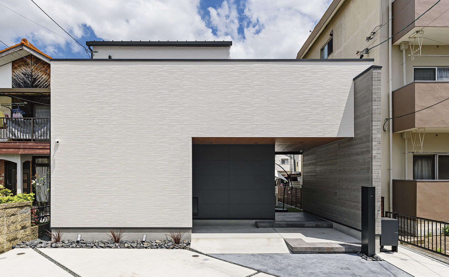 アールギャラリー(アールプランナー) 【3000万円台/40坪/4LDK/間取り図】ガレージと中庭のある暮らし。コートハウスで、おうち時間を満喫の建築実例画像19