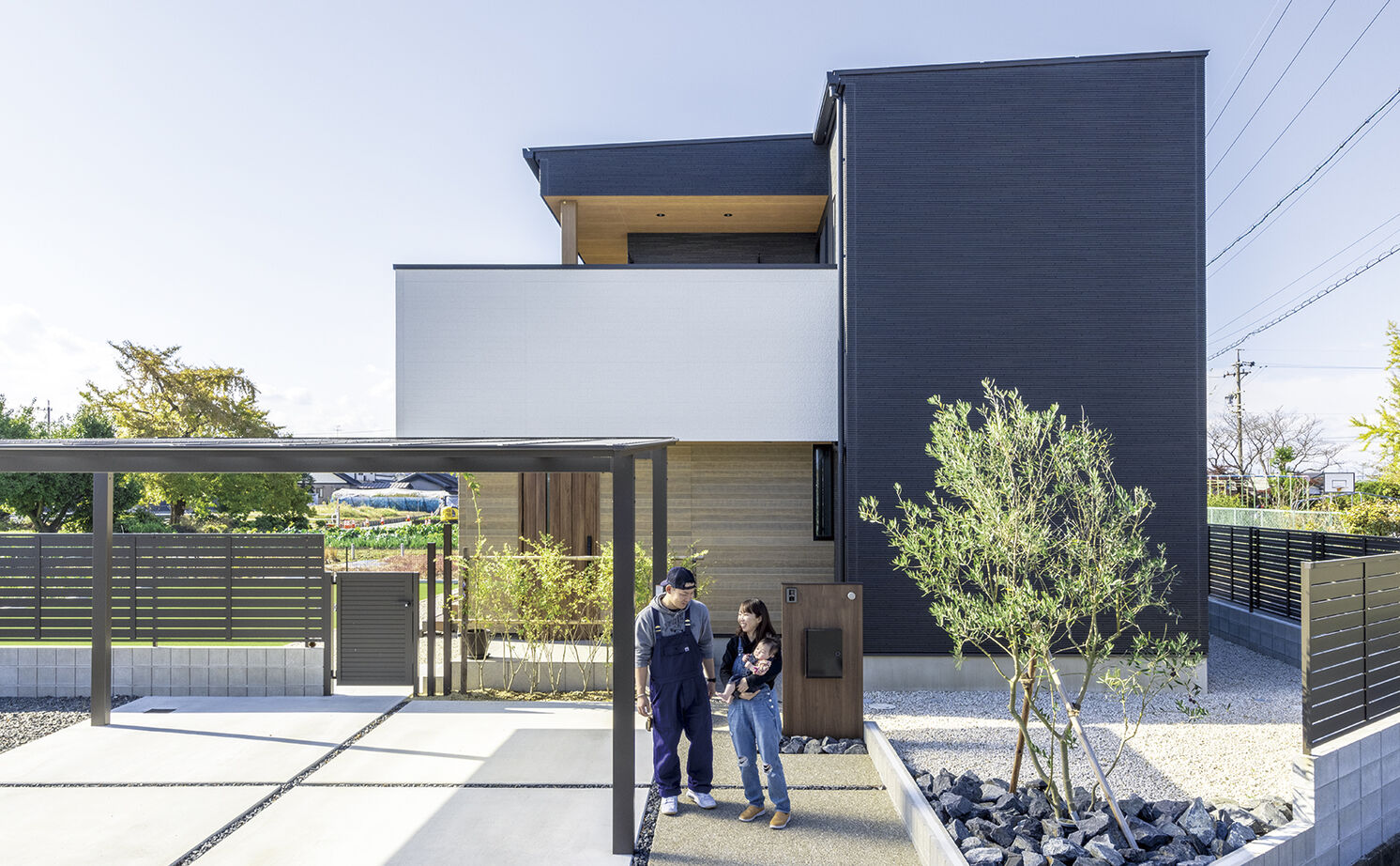 アールギャラリー(アールプランナー) 【3000万円台/40坪台/間取り図】中庭付きのコートプラン。憧れのブルックリンスタイルに“好き”を集めての建築実例画像1