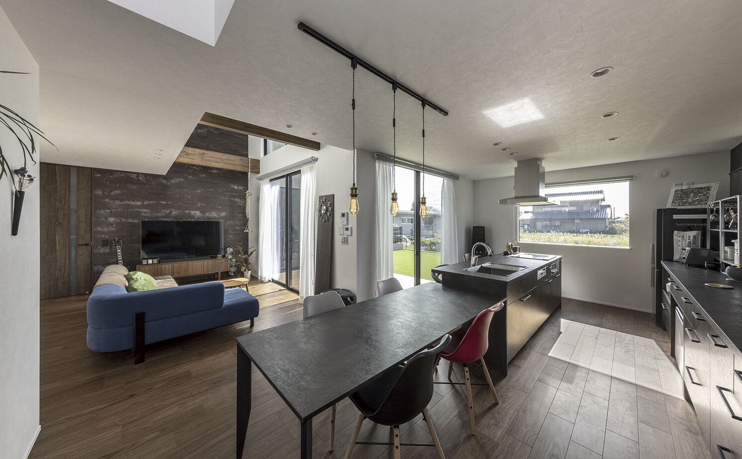 アールギャラリー(アールプランナー) 【3000万円台/40坪台/間取り図】中庭付きのコートプラン。憧れのブルックリンスタイルに“好き”を集めての建築実例画像8