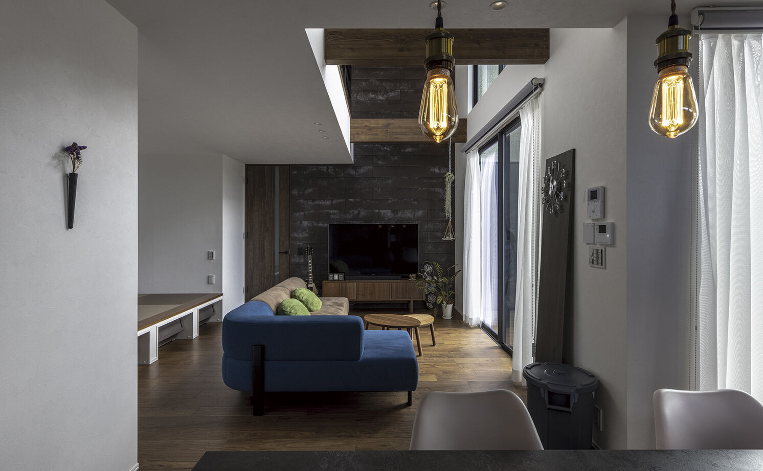 アールギャラリー(アールプランナー) 【3000万円台/40坪台/間取り図】中庭付きのコートプラン。憧れのブルックリンスタイルに“好き”を集めての建築実例画像15