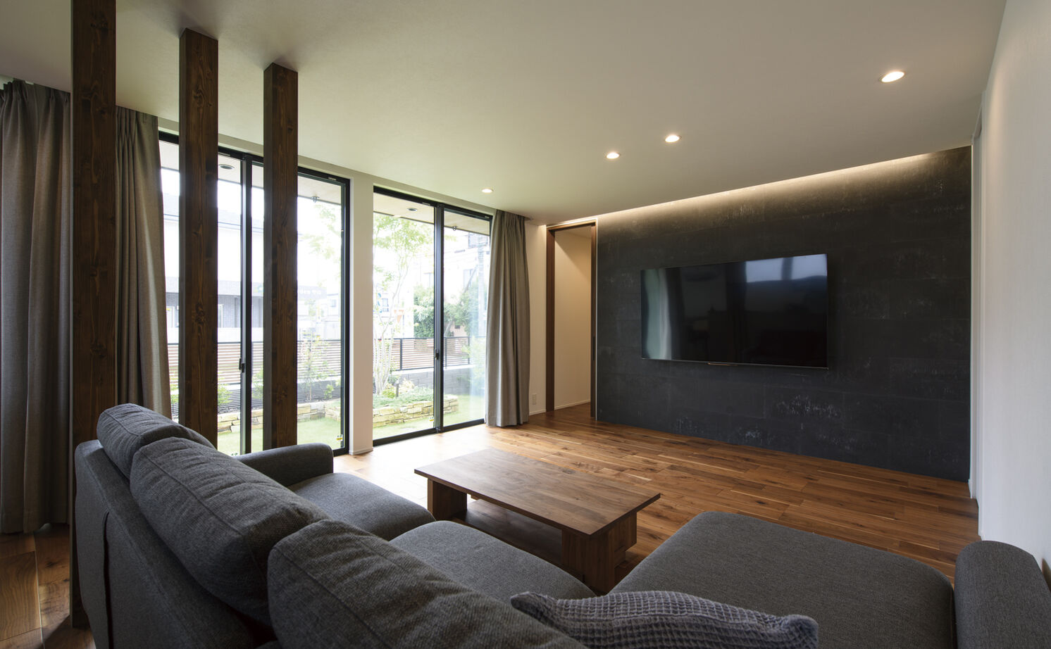 アールギャラリー(アールプランナー)  【ハイグレード/ビルトインガレージ/50坪台/シンプルモダン/理想の間取り】趣味と共に暮らす、非日常空間の建築実例画像7