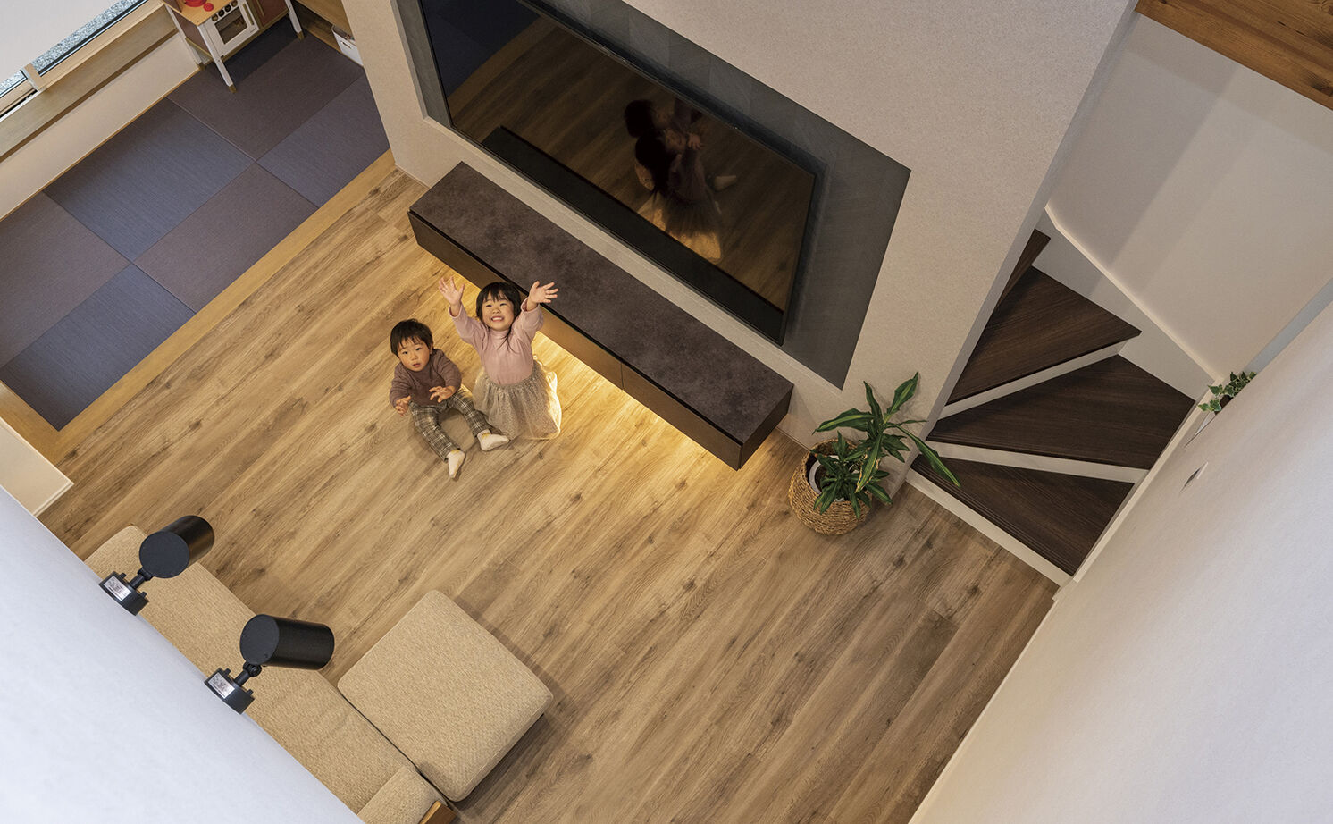 アールギャラリー(アールプランナー) 【1000万円台/30坪台/間取り図】シンプルモダンな空間に広がる開放感。吹抜けとピットリビングのある家の建築実例画像7