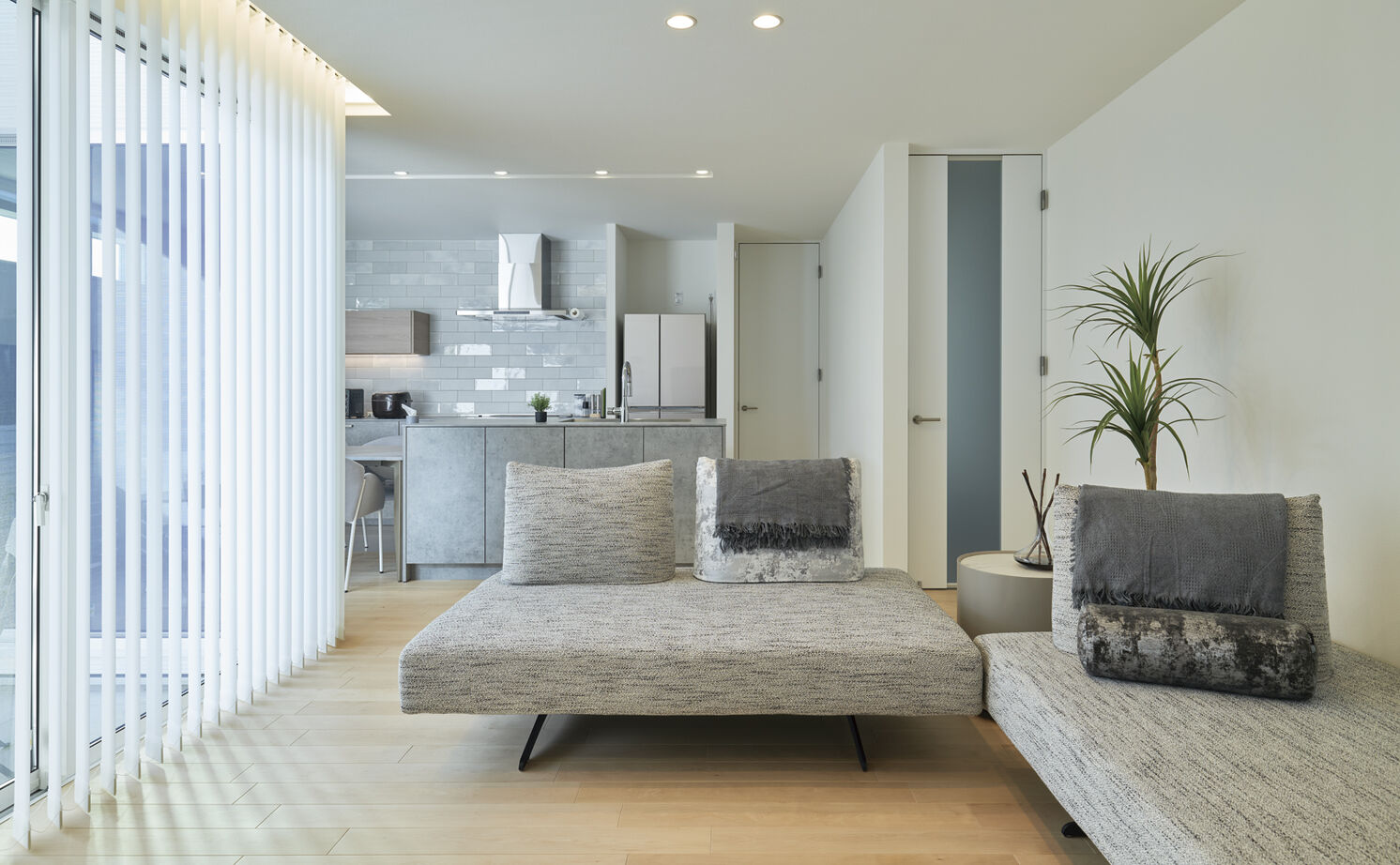 アールギャラリー(アールプランナー) 【3000万円台/ガレージ/2階建て/40坪台/3LDK/間取り図】趣味空間、暮らしやすさを叶えたガレージハウスの建築実例画像5