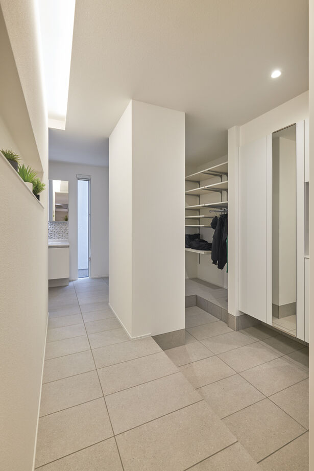 アールギャラリー(アールプランナー) 【3000万円台/ガレージ/2階建て/40坪台/3LDK/間取り図】趣味空間、暮らしやすさを叶えたガレージハウスの建築実例画像12