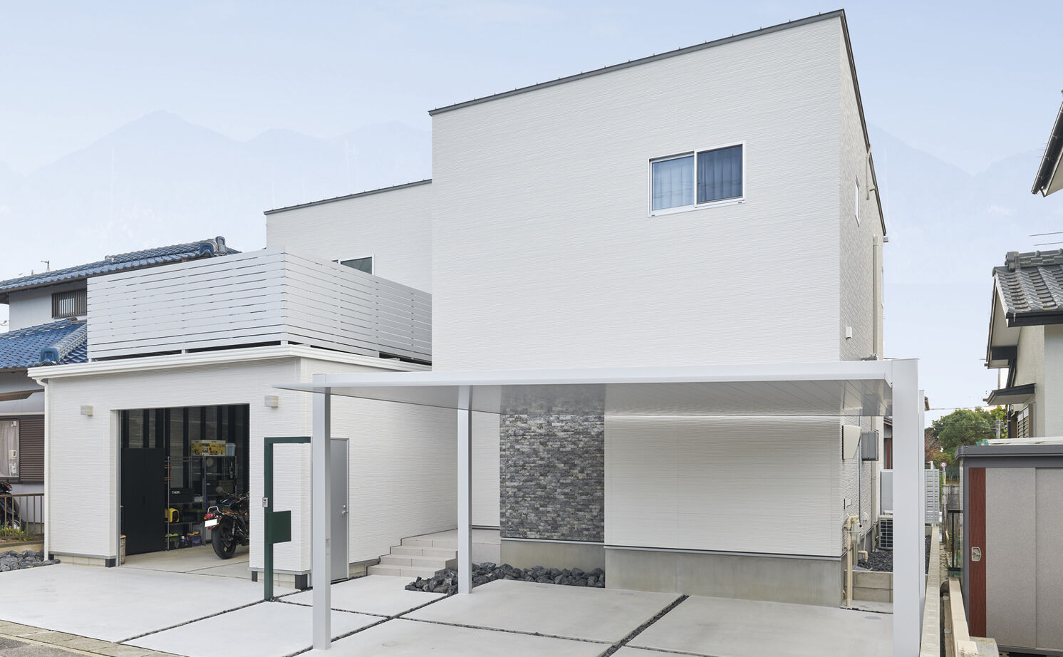 アールギャラリー(アールプランナー) 【3000万円台/ガレージ/2階建て/40坪台/3LDK/間取り図】趣味空間、暮らしやすさを叶えたガレージハウスの建築実例画像20