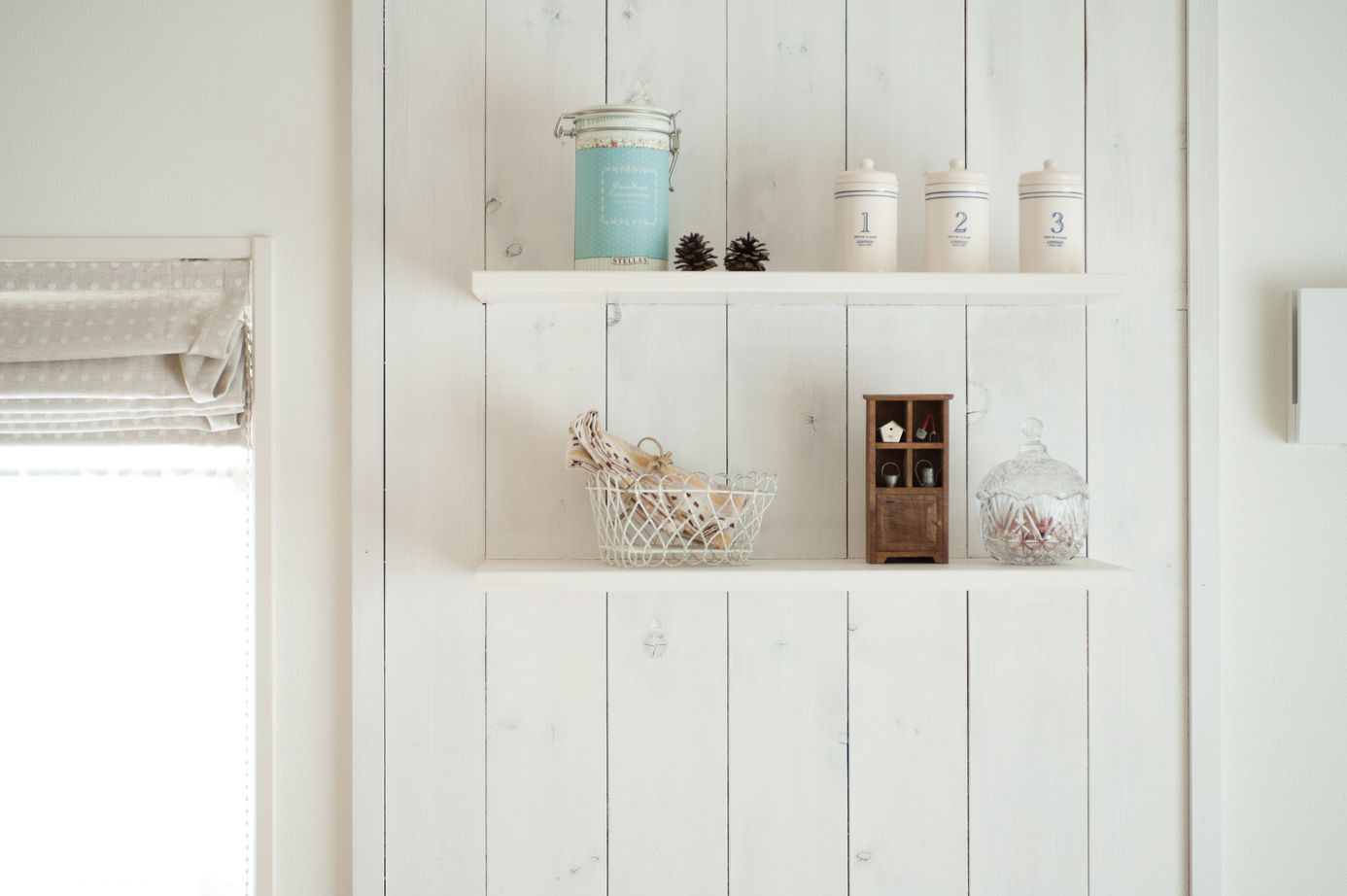 リアルホーム 大空間を確保しながら耐震性に優れる　白を基調とした雑貨を楽しむ家の建築実例画像5