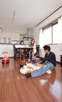 リアルホーム イベントには友人を招いて スマートに暮らしを楽しむ家の建築実例画像1
