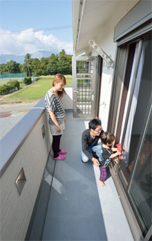 リアルホーム イベントには友人を招いて スマートに暮らしを楽しむ家の建築実例画像3