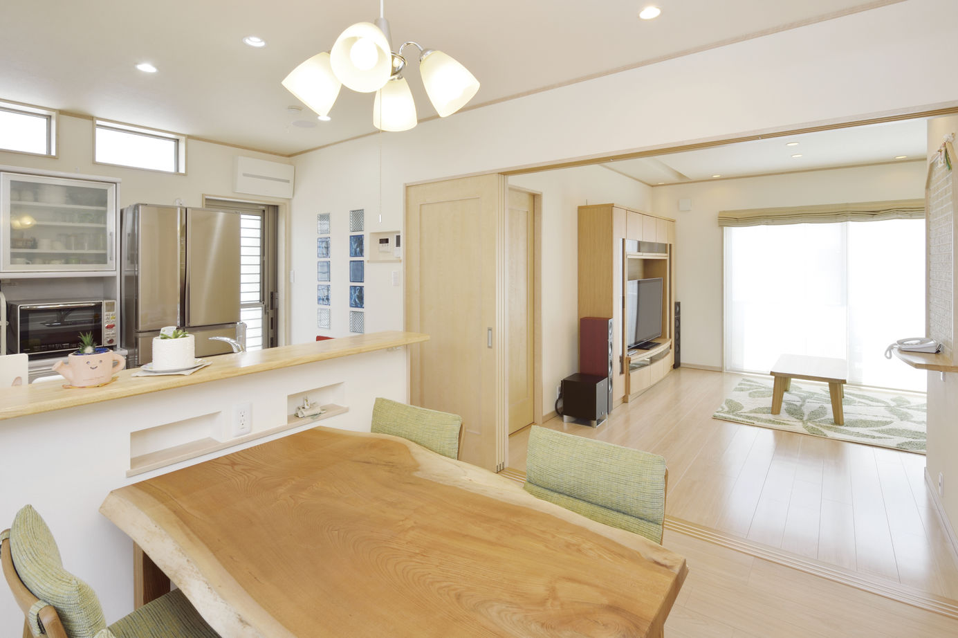 リアルホーム 住み始めてからのコストを軽減　音楽や映画、ジムを楽しむ家の建築実例画像4