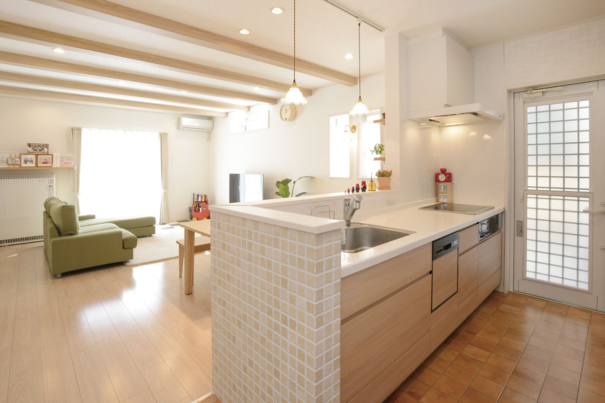 リアルホーム 【三重県/1000万円台/2階建て】建売検討から注文住宅へ。希望を叶えた間取りでかわいい南欧風住宅が完成！の建築実例画像3