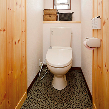 リアルホーム 【四日市/見学可能】家族6人の顔が見える居酒屋風キッチン!間取りに工夫がつまった2000万円で建つ家の実例の建築実例画像8