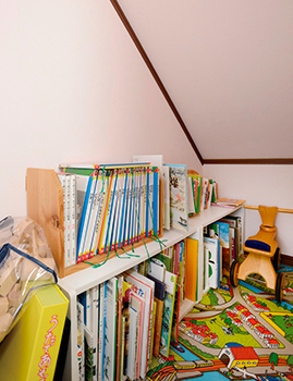 リアルホーム 【四日市/見学可能】家族6人の顔が見える居酒屋風キッチン!間取りに工夫がつまった2000万円で建つ家の実例の建築実例画像10