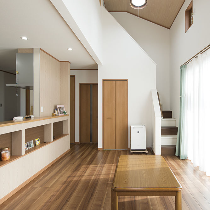 リアルホーム 【平屋×37.1坪×小屋裏収納】玄関土間に縁側!?こだわりの詰まった間取りをプランニング。日本家屋風の実例の建築実例画像5