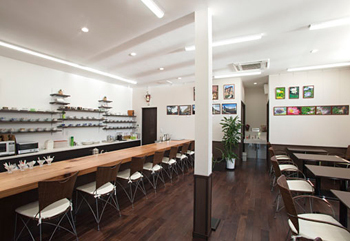 リアルホーム 【三重県/間取り図】2階LDKでプライバシーも配慮!中庭のあるおしゃれな店舗併用住宅で夢だったカフェを実現の建築実例画像10