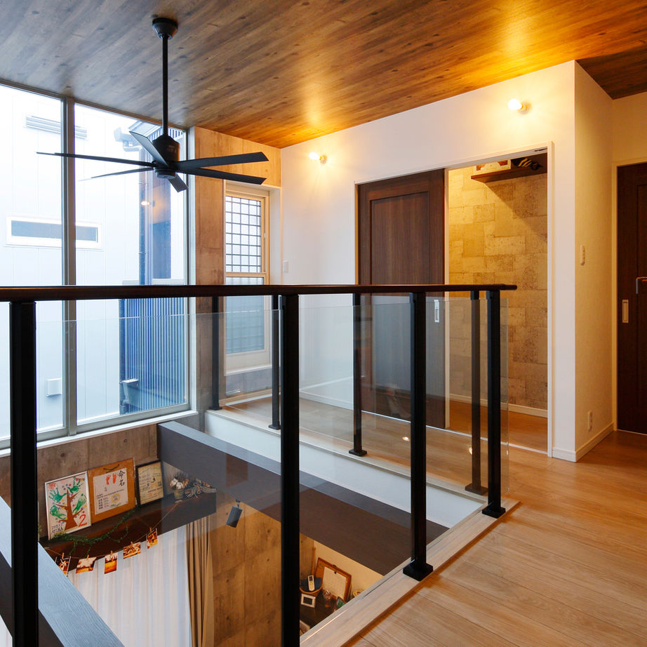 リアルホーム 【間取り図掲載あり｜長期優良住宅】20代で実現！念願の広い駐車場と光と風を感じるガーデンデッキのある家の建築実例画像6