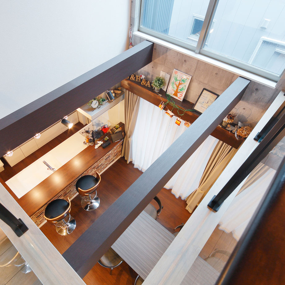 リアルホーム 【間取り図掲載あり｜長期優良住宅】20代で実現！念願の広い駐車場と光と風を感じるガーデンデッキのある家の建築実例画像10