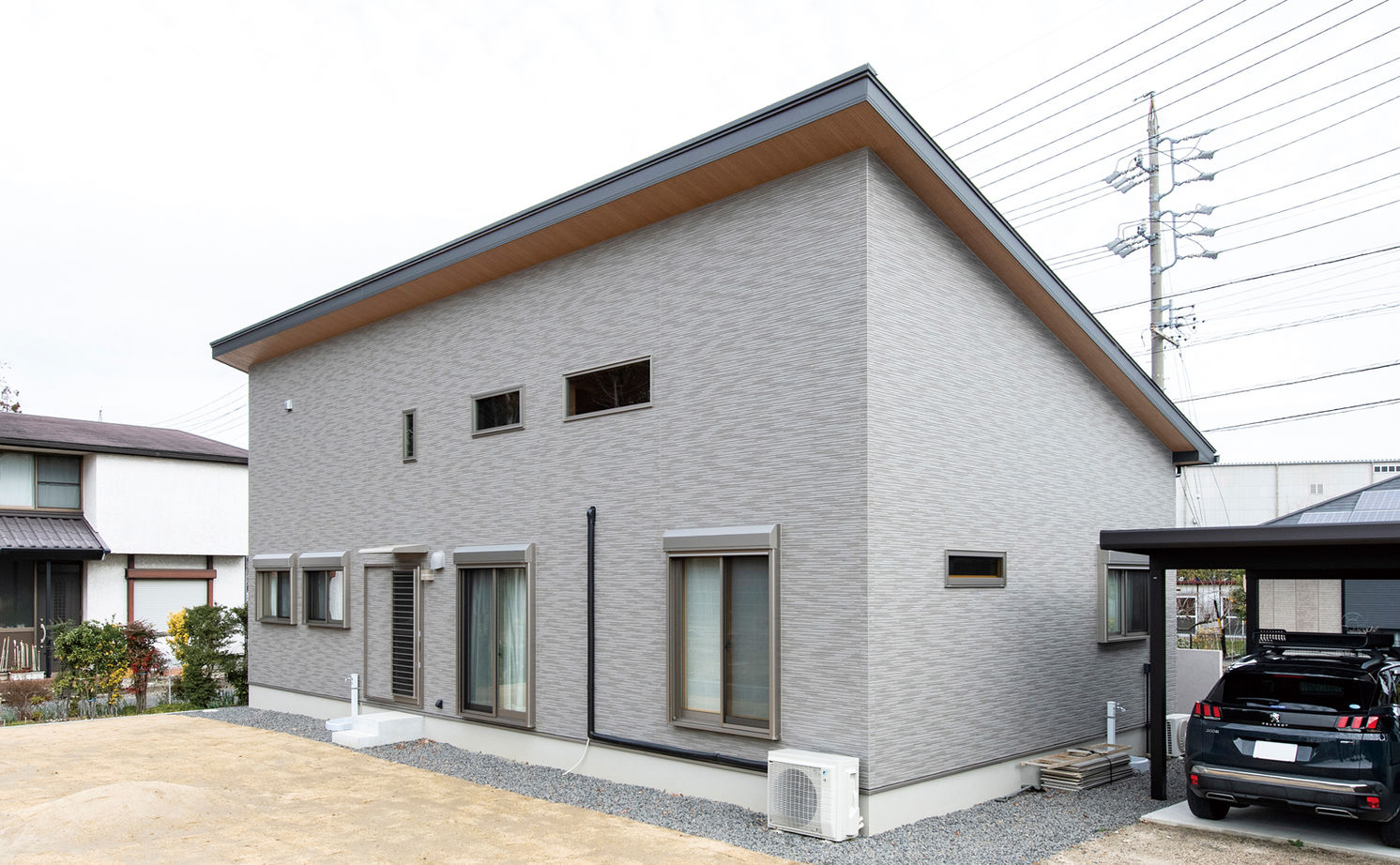 リアルホーム 【平屋/2000万円台/34坪台】エアコン一台で夏も冬も快適！土間収納にロフト、坪庭を設けたこだわりの平屋の建築実例画像16