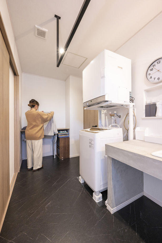 リアルホーム 【本体価格1950万円/間取図有/ガレージ/平屋】豊富な収納や動線にこだわった、愛猫と暮らす趣味を楽しむ家の建築実例画像11