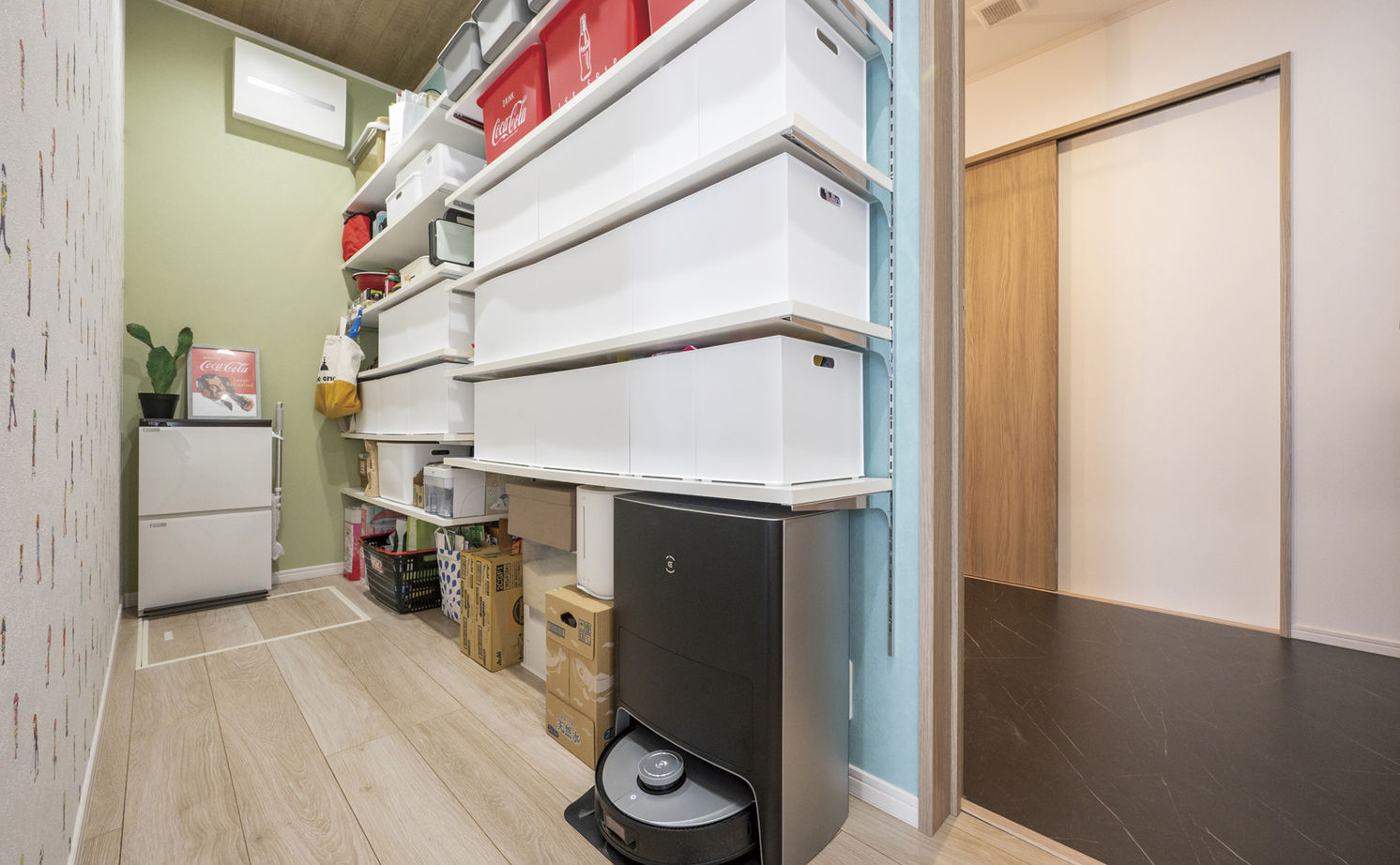 リアルホーム 【本体価格1950万円/間取図有/ガレージ/平屋】豊富な収納や動線にこだわった、愛猫と暮らす趣味を楽しむ家の建築実例画像12