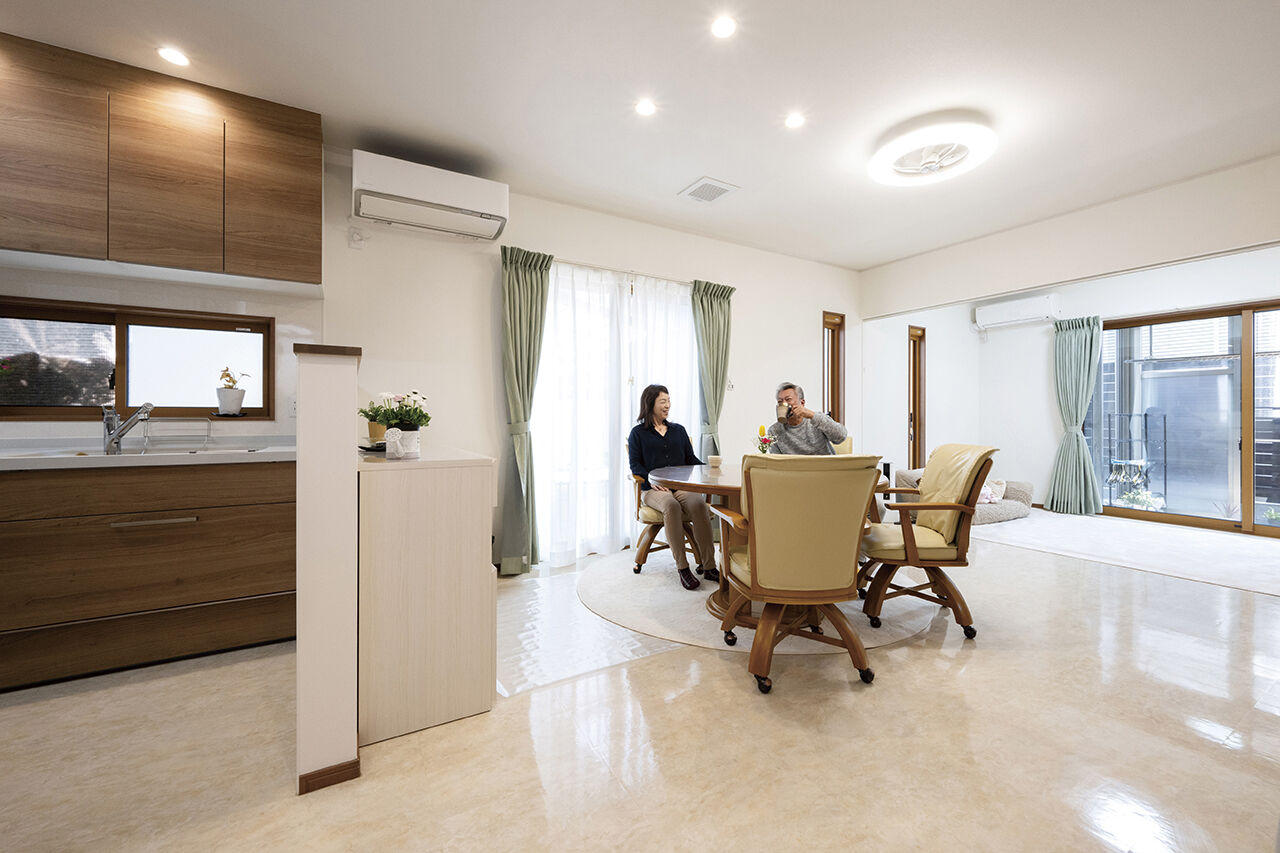 リアルホーム 【三重県|間取り図|2560万円】多機能土間と家事ラク動線が魅力！現在も将来の暮らしも考慮した終の棲家の建築実例画像3