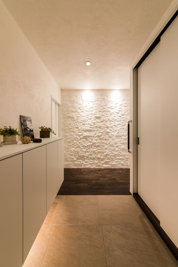 サンジョーホーム 【一宮市/平屋/間取り図】ガレージで趣味も楽しみ、バリアフリー仕様の自然素材溢れるおしゃれな2世帯住宅の建築実例画像5