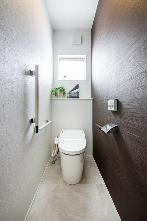 サンジョーホーム 【一宮市/平屋/間取り図】ガレージで趣味も楽しみ、バリアフリー仕様の自然素材溢れるおしゃれな2世帯住宅の建築実例画像6