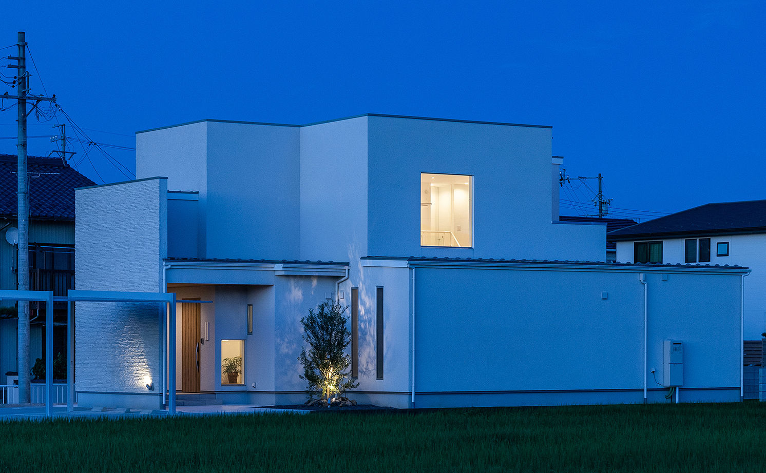 サンジョーホーム 【ホテルライク/中庭/間取り図】上質な室内。住みやすさとおもてなしを兼ね備えた多彩な居場所のある実例の建築実例画像10