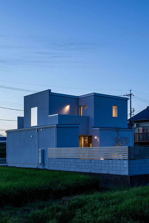 サンジョーホーム 【ホテルライク/中庭/間取り図】上質な室内。住みやすさとおもてなしを兼ね備えた多彩な居場所のある実例の建築実例画像12