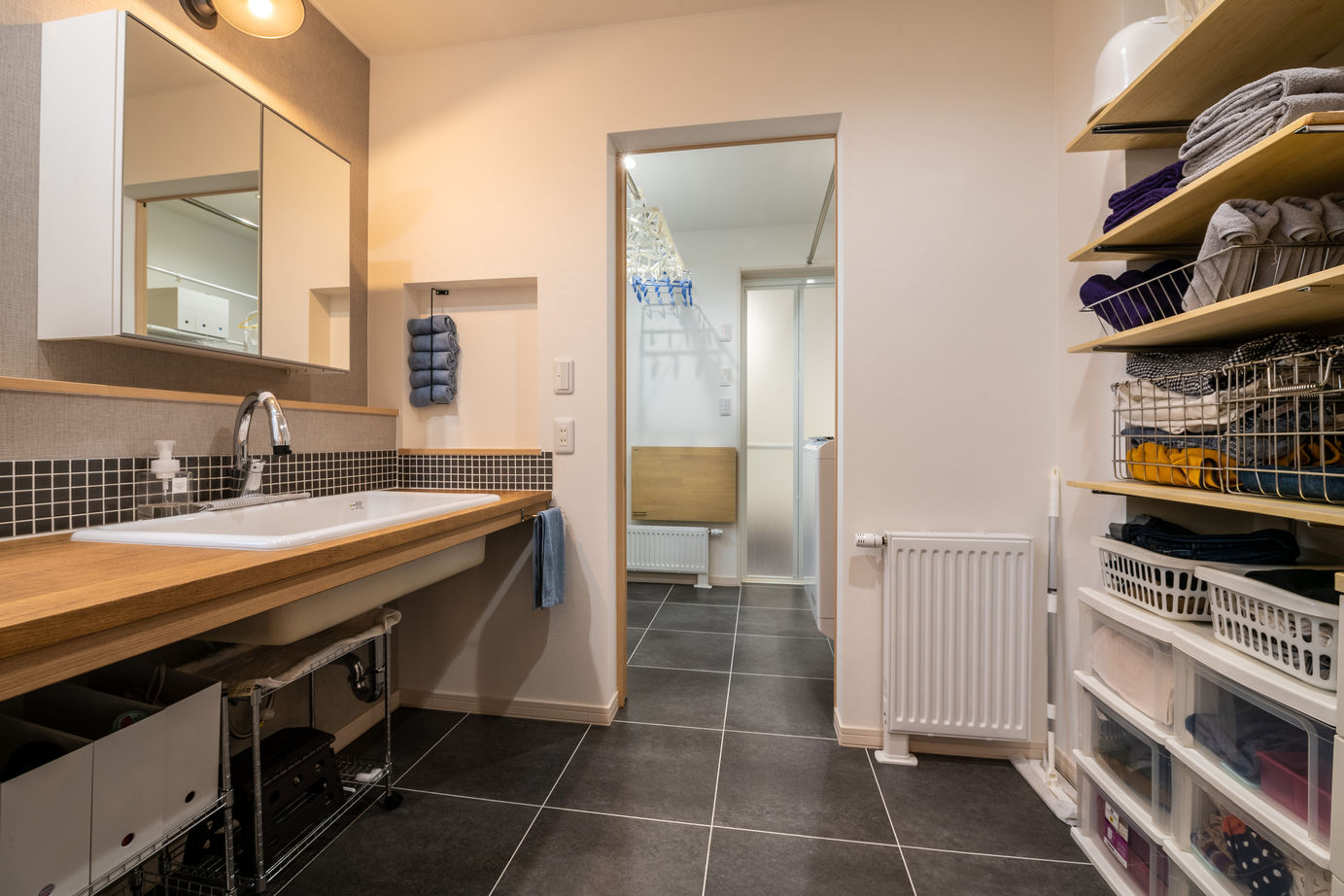 大進ホーム 【札幌市/4LDK/43坪/間取り図有り/2000万円台】冬でも暖かい床暖房仕上げの土間で家族が繋がる住まいの建築実例画像5