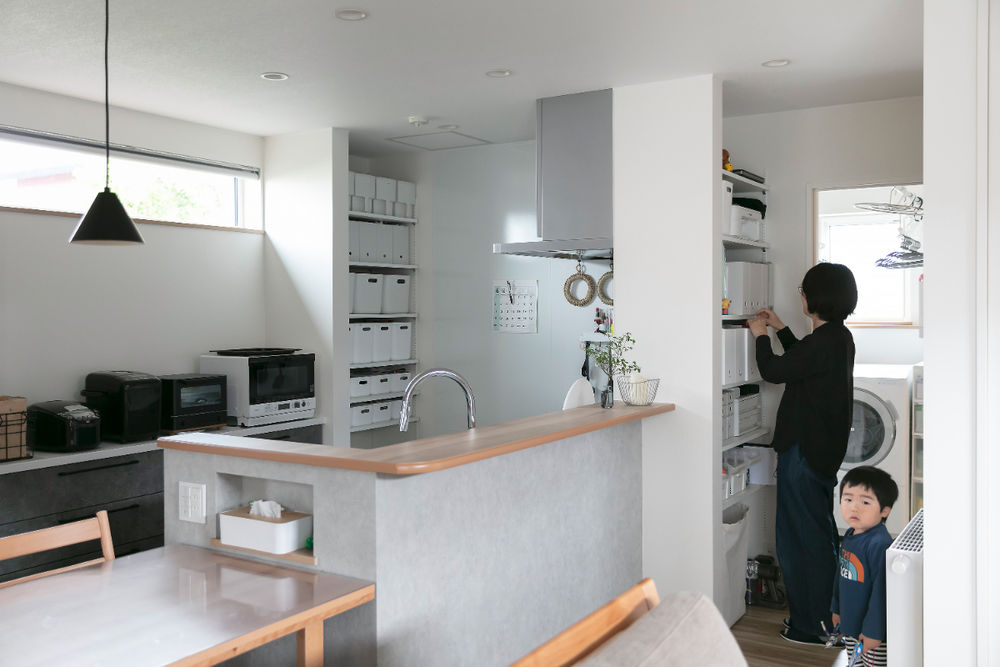 大進ホーム 【江別市/4LDK/32坪/間取り図有り/2000万円台】「モノの住所」を決める。収納に対する意識を変えた家づくりの建築実例画像2