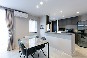 大進ホーム 【2000万円台／41.5坪】片付けやすい、住む人に合わせた収納が充実。ペットも快適に過ごせる空間づくり！の建築実例画像4