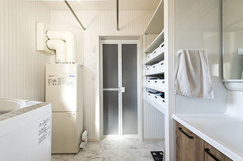 大進ホーム 【2000万円台／31坪】愛情をもっていたモノたちをイメージ通りキレイに収納！気持ちがぐんと盛り上がる新居の建築実例画像8