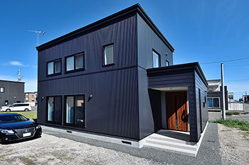 大進ホーム 【2000万円台／42.5坪】気さくに話せ、気軽に聞ける！オリジナリティ溢れる理想の間取り、こだわりを実現の建築実例画像1