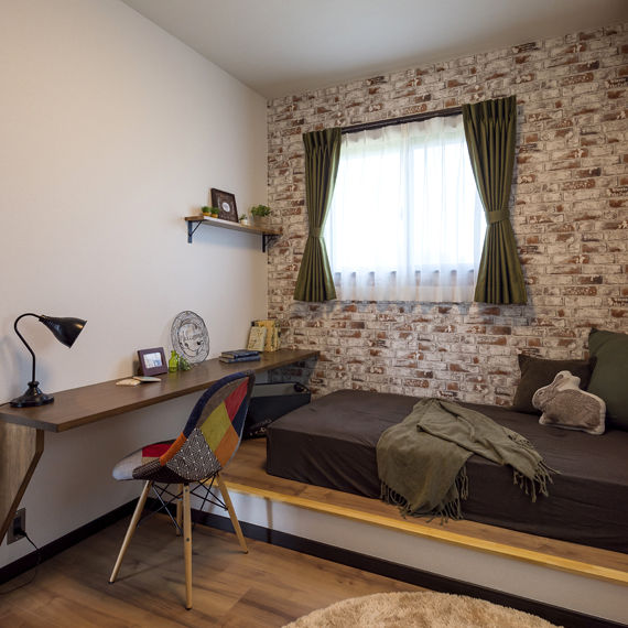 アイワホーム 【本体価格1750万円/24.7坪】勾配天井とダウンリビングが大空間を演出するブルックリンテイストの平屋の建築実例画像9