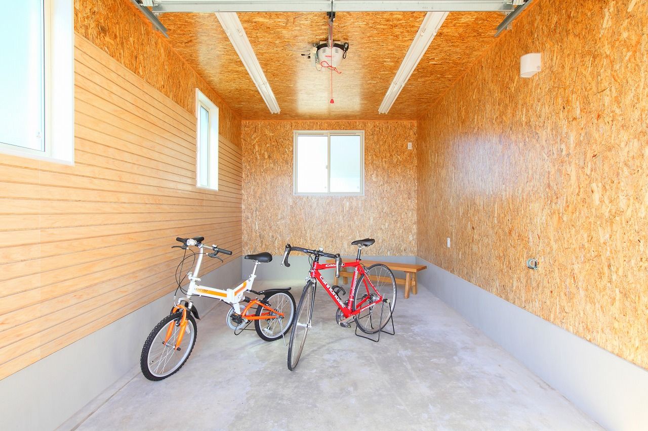 アイワホーム 【本体価格2430万円/61.6坪】趣味を楽しむガレージのあるナチュラルテイストの住まいの建築実例画像10