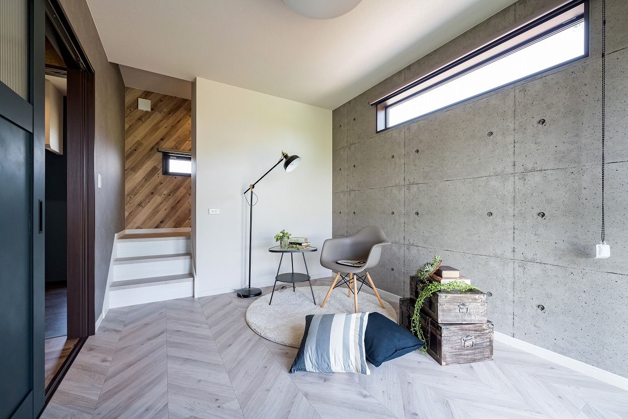 アイワホーム 【本体価格2680万円/37.2坪】高い天井のリビングと低い天井の和室がある、空間を上手に使った平屋の建築実例画像7