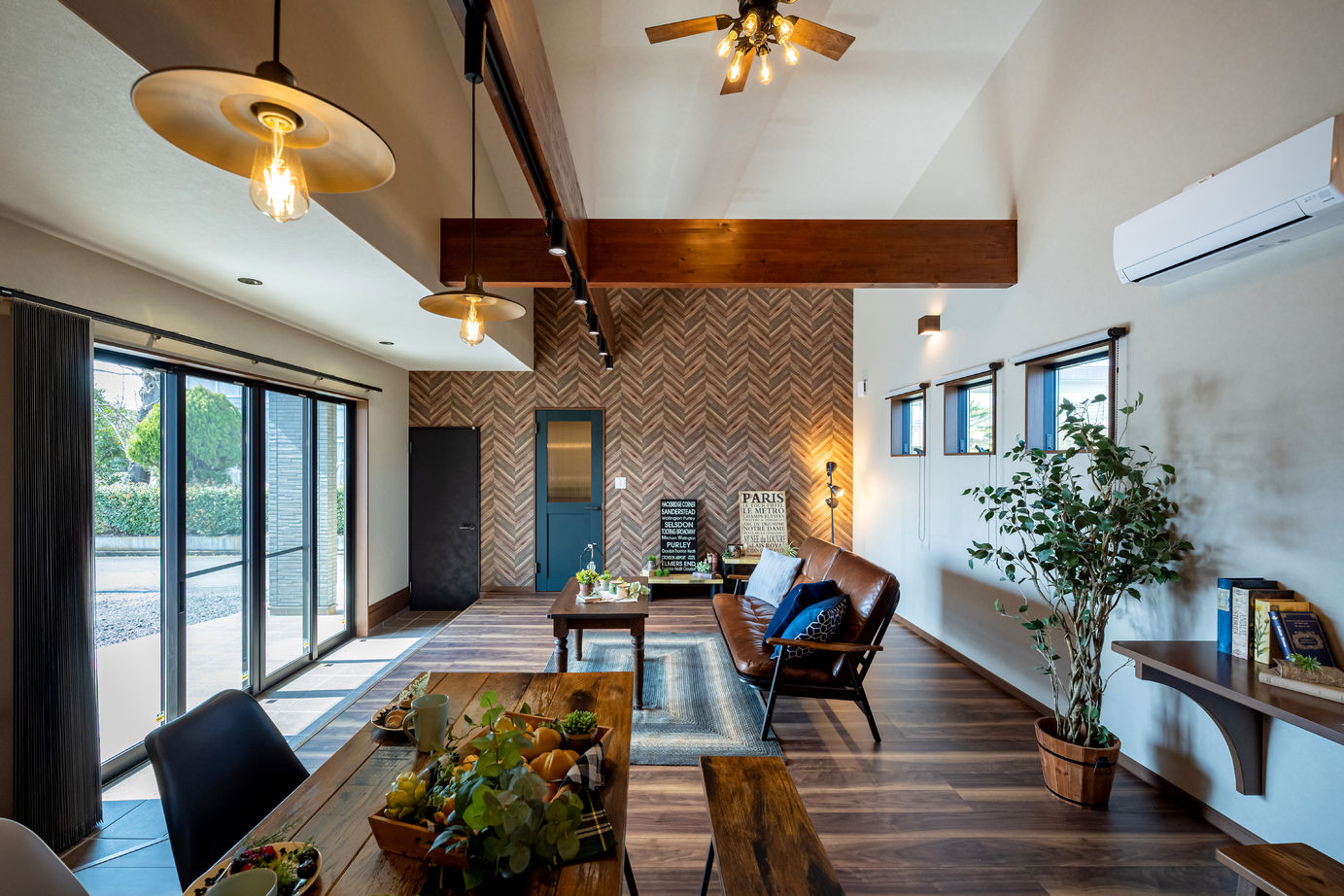 アイワホーム 【本体価格2480万円/34.19坪/平屋】モダンなデザイン×機能的な動線で暮らしやすい平屋の建築実例画像3