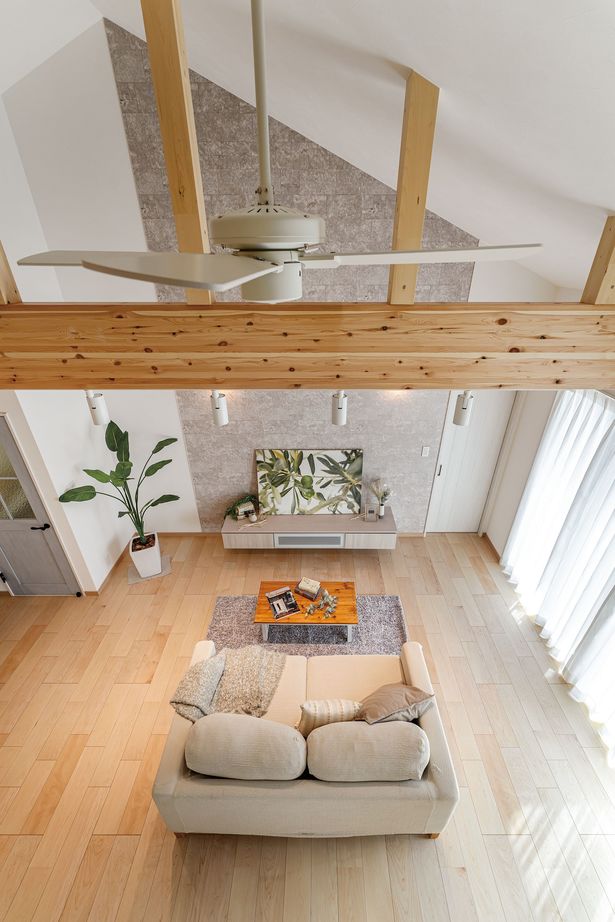 アイワホーム 【本体価格2500～2999万円/42.7坪】開放感溢れる天井とのびやかな空間でメリハリのある暮らしを楽しむ平屋の建築実例画像5