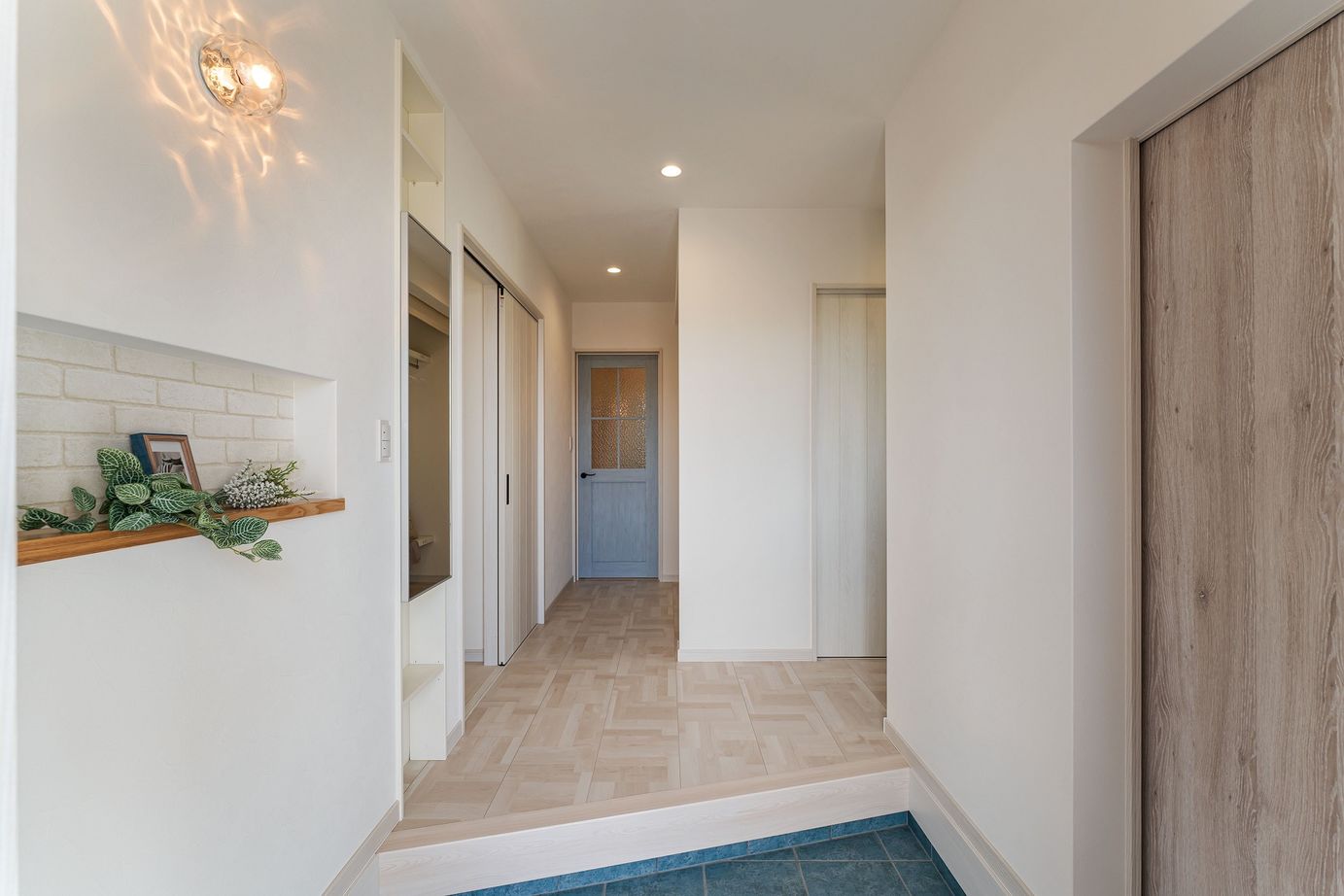 アイワホーム 【本体価格2500～2999万円/42.7坪】開放感溢れる天井とのびやかな空間でメリハリのある暮らしを楽しむ平屋の建築実例画像9