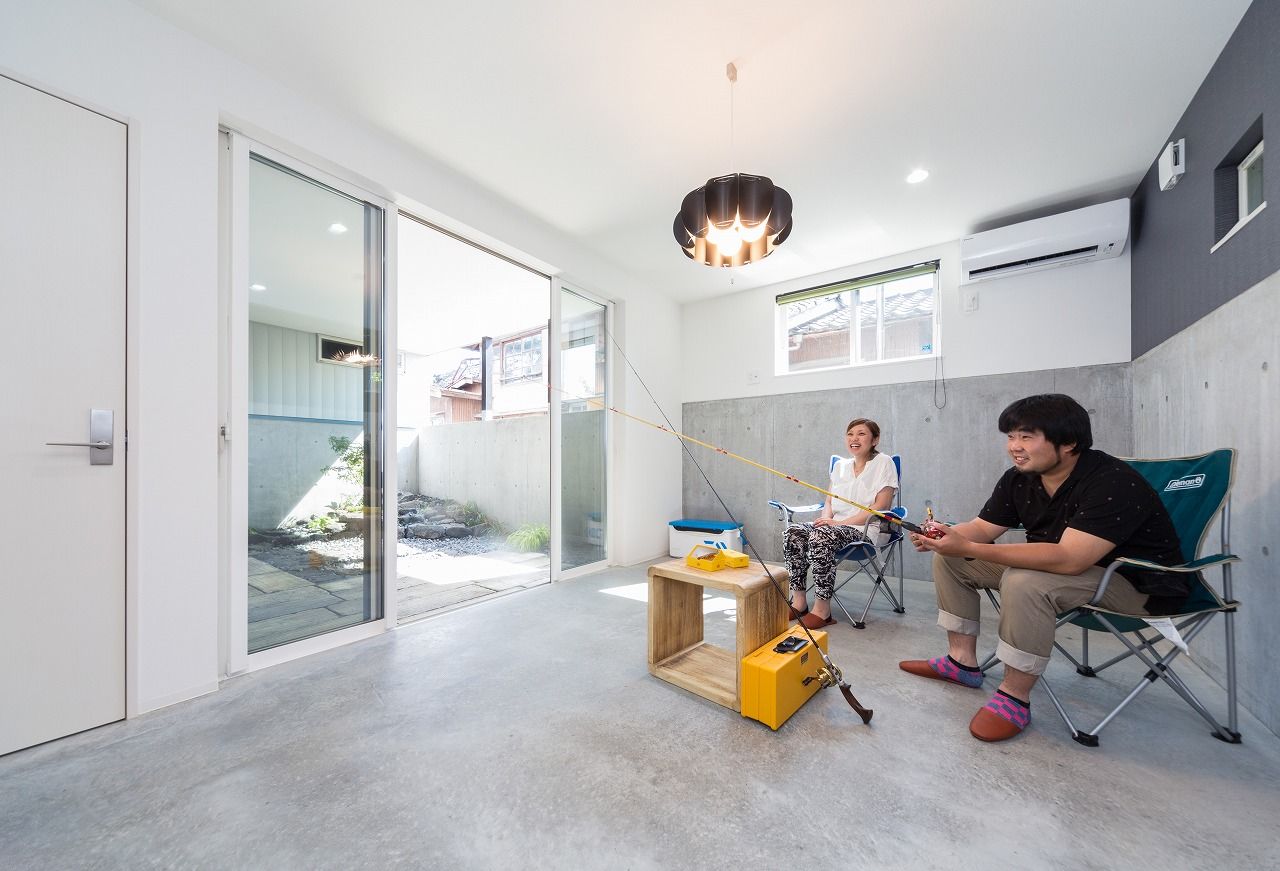 クオリティハウス／新潟材協 スキップフロアと勾配天井による“空間一体型”の家の建築実例画像5