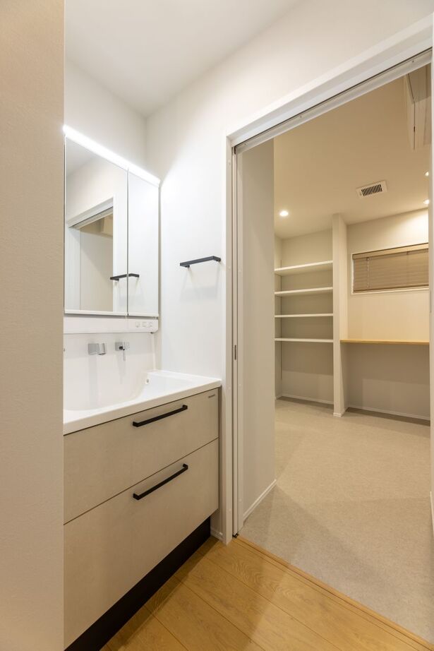 クオリティハウス／新潟材協 田園風景と四季の変化を取り込んだ長期優良住宅の建築実例画像5