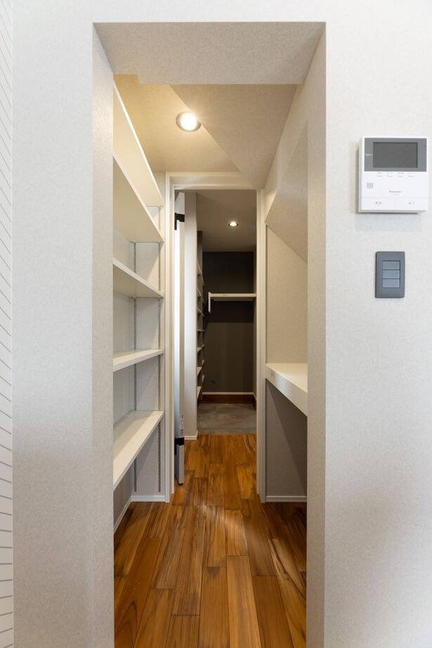 クオリティハウス／新潟材協 素材にこだわったカフェテイストの家の建築実例画像4