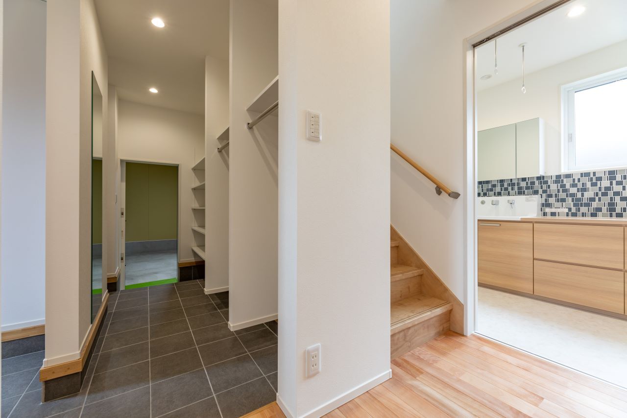 クオリティハウス／新潟材協 趣味を楽しむガレージのあるくらし（燕市 J様邸）の建築実例画像2