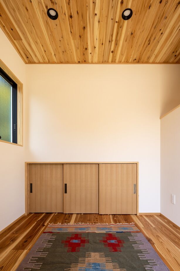 自然と木の家　スミャスク 【自然素材/1000万円台/平屋】いつまでも快適に暮らせるバリアフリー仕様の平屋の建築実例画像8