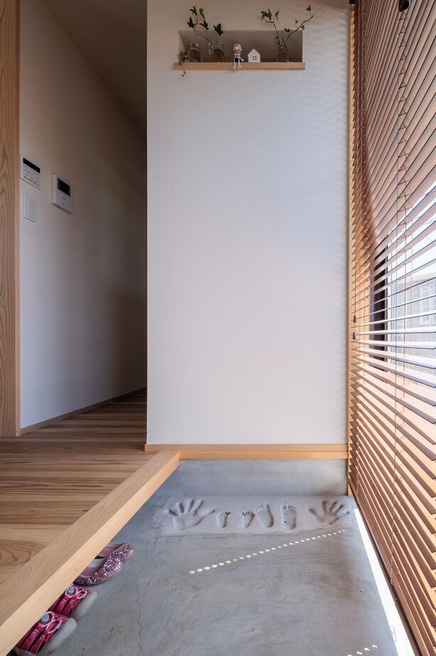 自然と木の家　スミャスク 【湘南/1000万円台/自然素材/間取り図】平屋のように暮らせる、オープンな吹抜けリビングの家の建築実例画像10