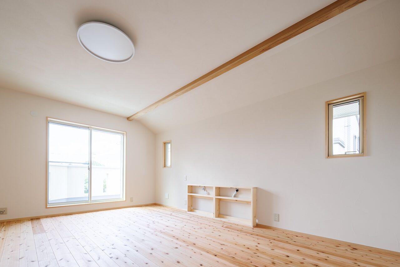 自然と木の家　スミャスク 【自然素材/吹抜け】大切な思い出と共に暮らしは続く。職人の手仕事が光る和モダンの住まいの建築実例画像9