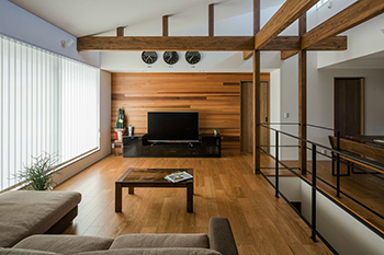 ルポハウス一級建築士事務所 【滋賀/ビルトインガレージ】甘い香りがするガレージハウス。親子のライフスタイルが快適になる二世帯住宅の建築実例画像4