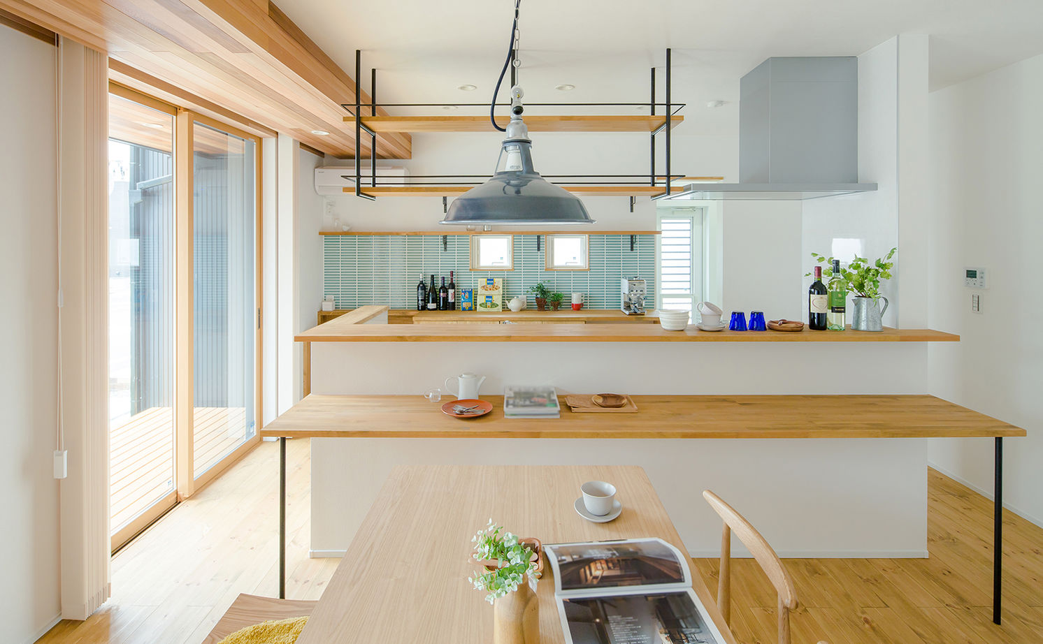 Suumo 草津 1845万円 黒ガルバと塗り壁の大人かわいい家 あっ 暮らし良い 家事ラクの動線プラン ルポハウス一級建築士事務所 栗東オープンスタジオの建築実例詳細 注文住宅