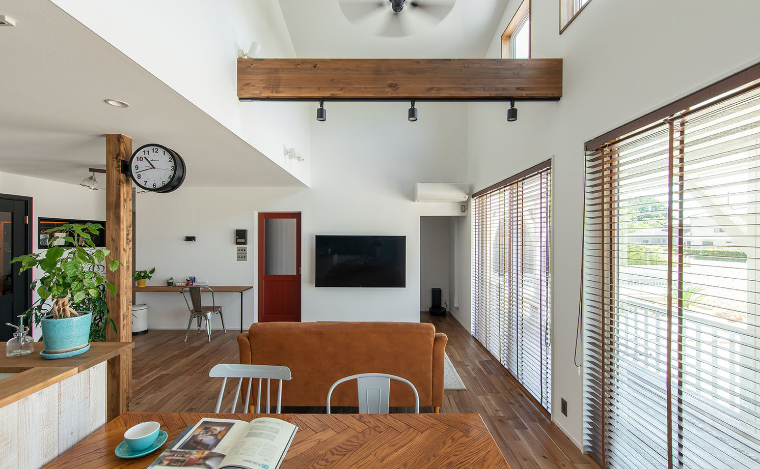 ルポハウス一級建築士事務所 【滋賀/平屋/2000万円台/30坪台/間取り図】ココスヤシが映えるカリフォルニアスタイルの家の建築実例画像5